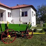Къща за гости драгановата къща 3*